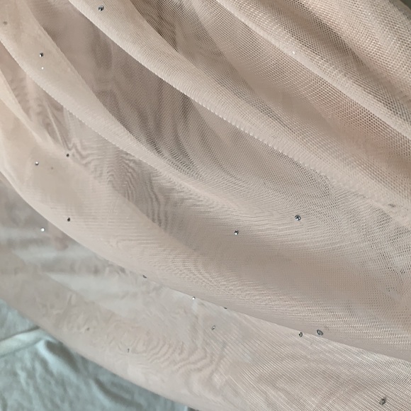 Betsy Adam peach & black Swarovski stone gown - Picture 13 of 17